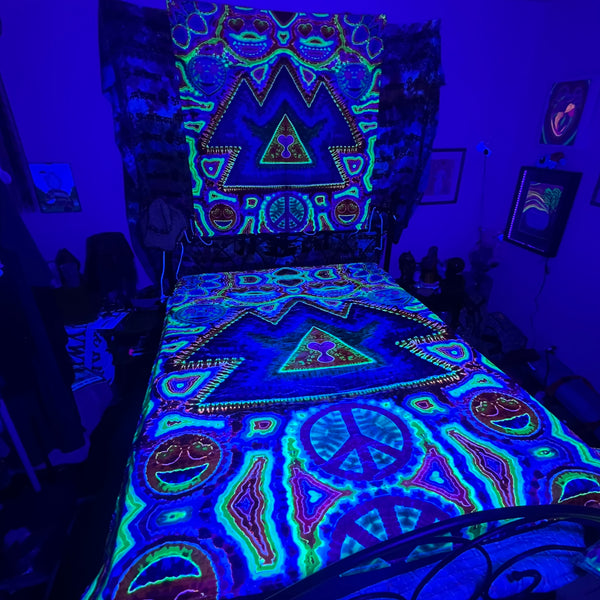 UV Reactive Wakaan Blanket GOING OUT OF BUSINESS SALE
