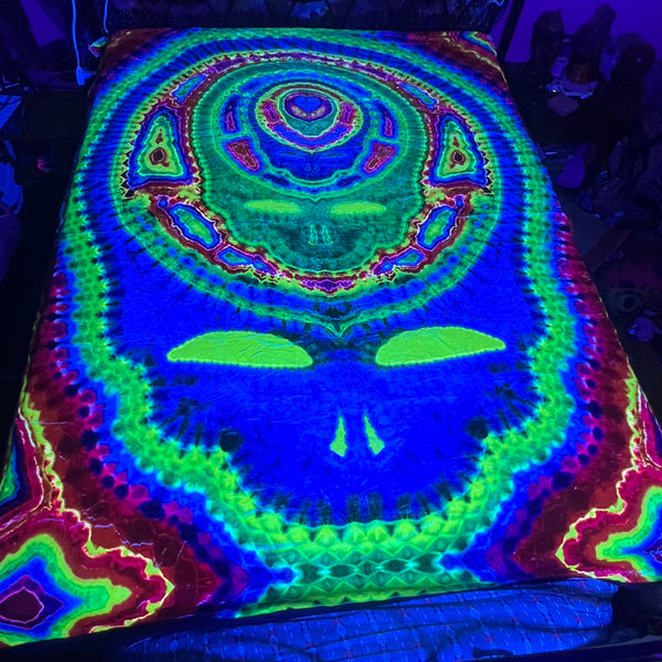 UV Reactive Stealception Blanket GOING OUT OF BUSINESS SALE