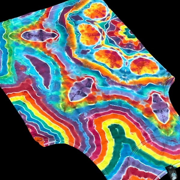 Large Men's Sideways Heartdala Tank