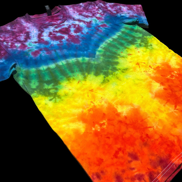 XL “Rainbow Waves” Tiedye Shirt